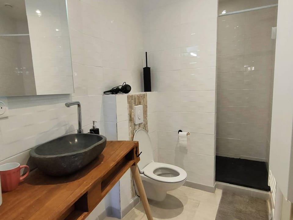 Duplex rénové 6/8 pers. centre Cauterets, WiFi - FR-1-234-274 Apartment in Cauterets