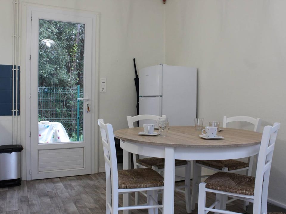 Maisonnette rénovée avec jardin à Saint-Georges-d'Oléron - FR-1-246A-87 House in Saint-Georges-d'Oléron