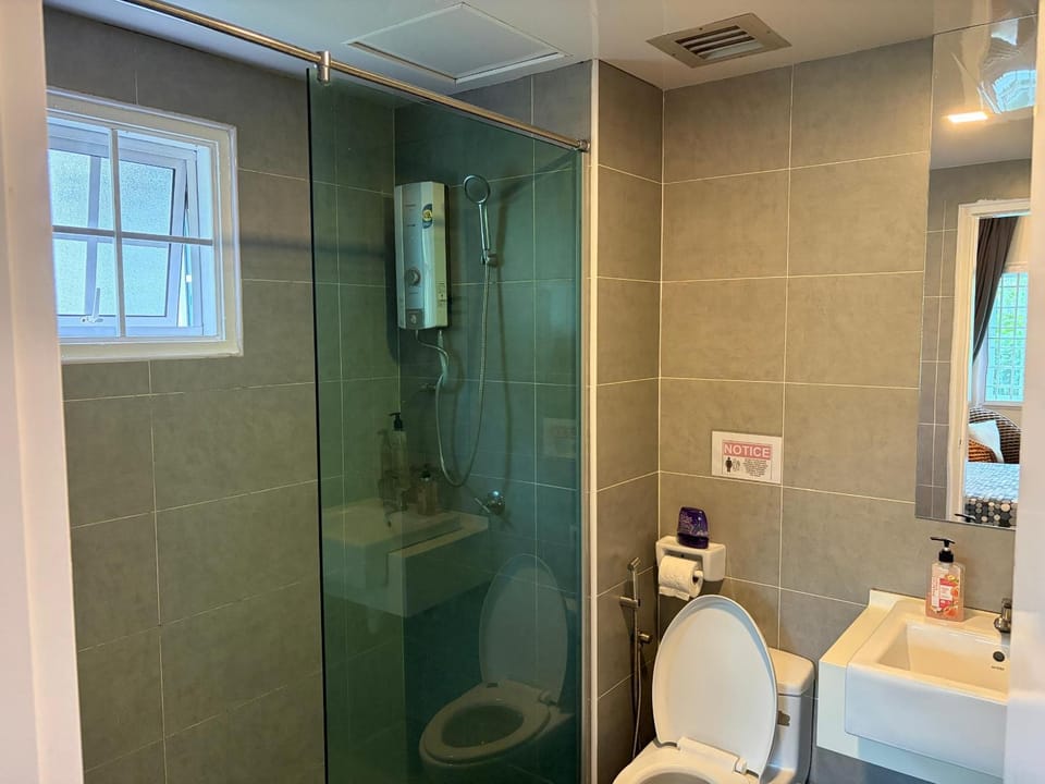 Shower, Toilet, Bathroom
