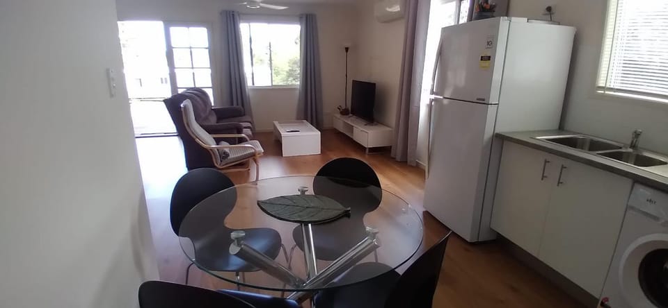 Rising Sun Apartment in Russell Island