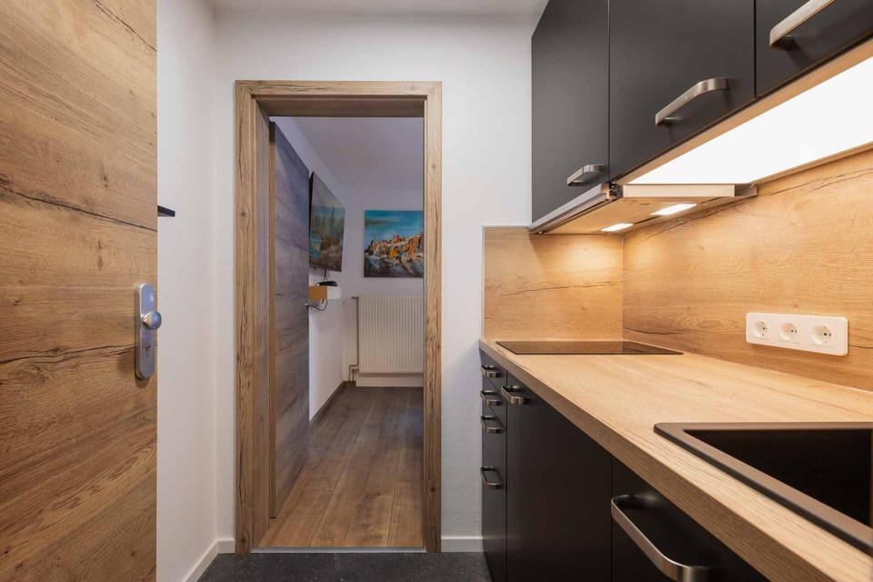 Kitchen or kitchenette, stove