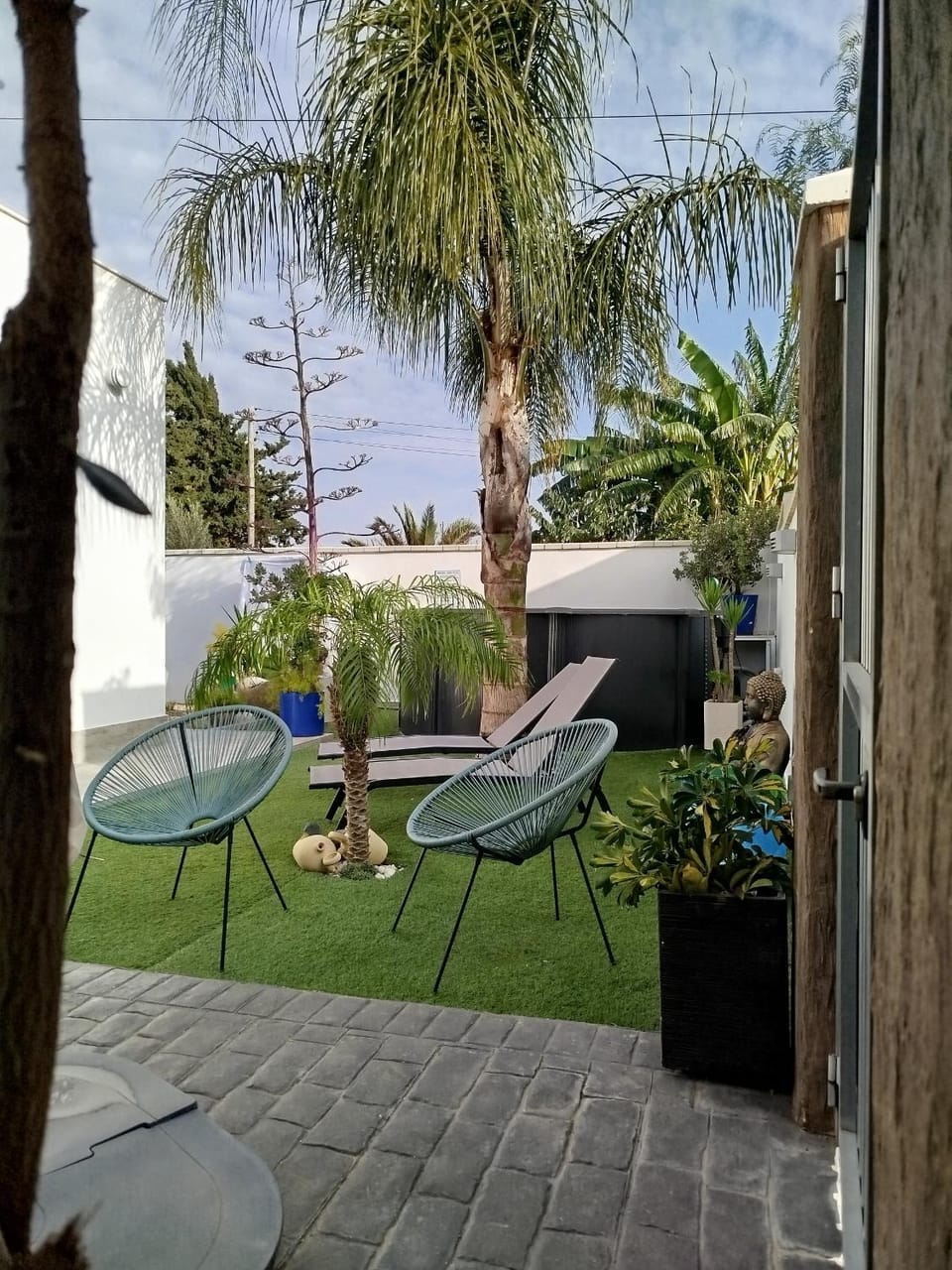 Patio, Garden, sunbed