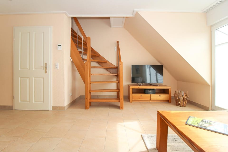 Living room, Photo of the whole room