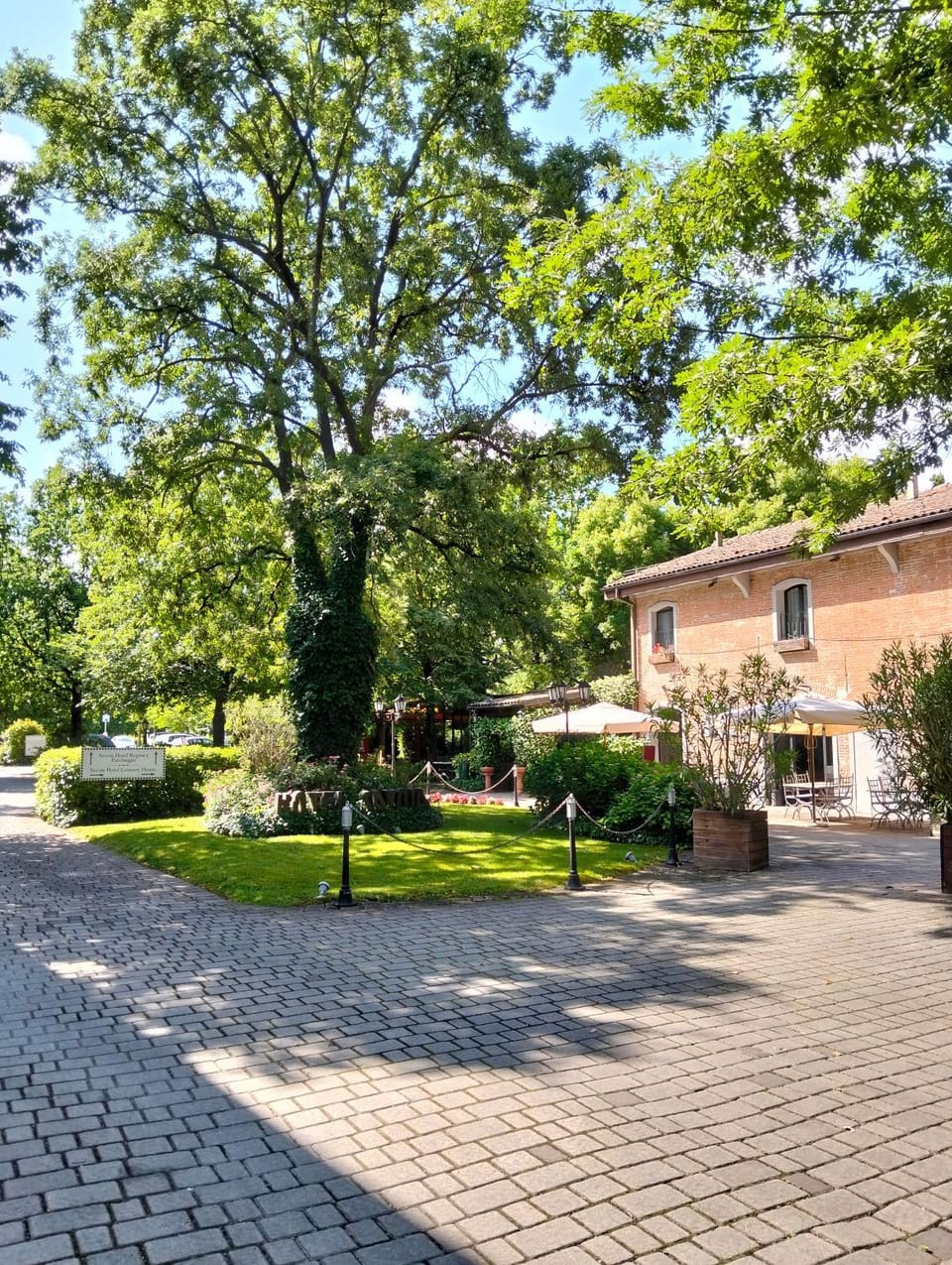 Property building, Garden