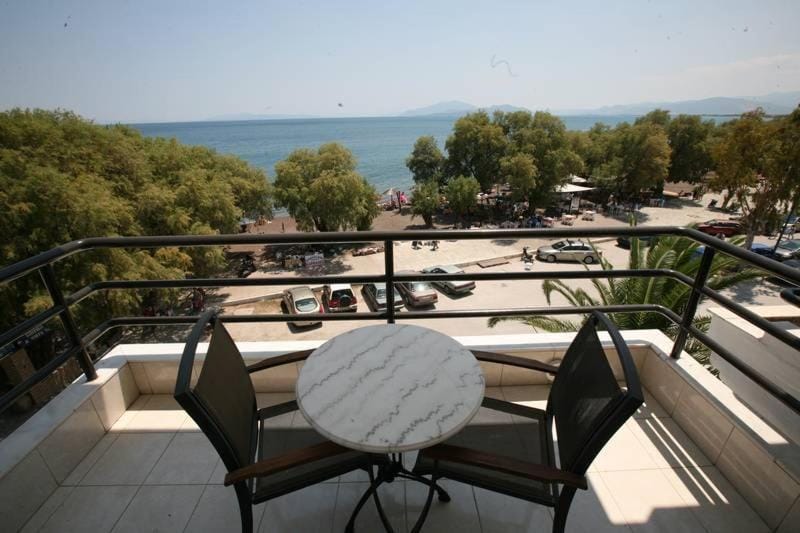 View (from property/room), Balcony/Terrace, Sea view