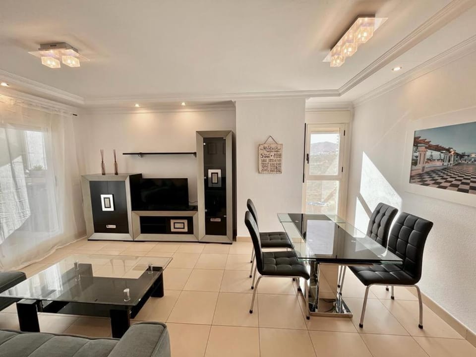 ISLAMAR lll 19-B Poniente Beach Apartment in Benidorm
