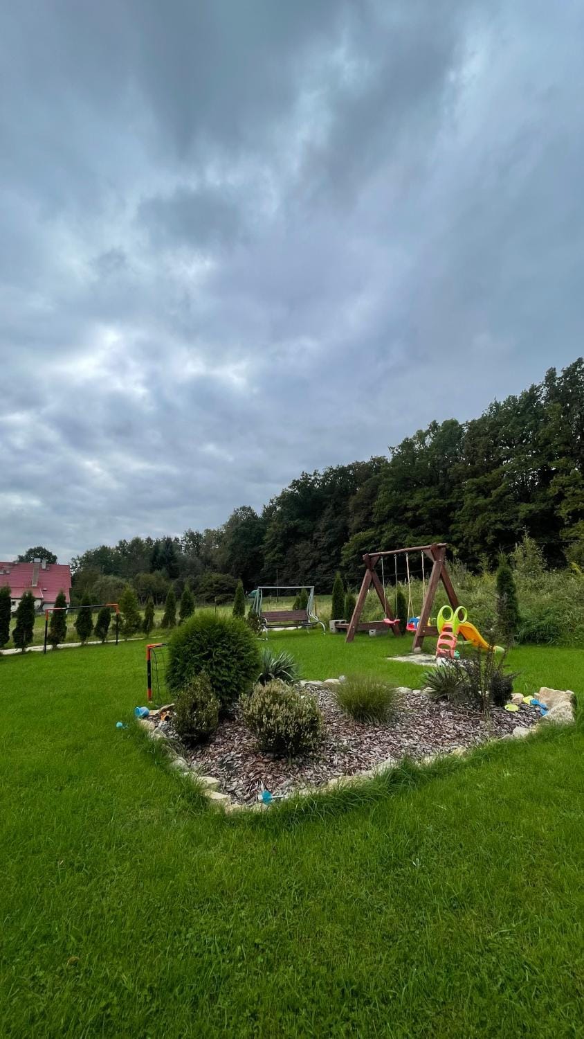 Apartamenty Leśna Osiem Apartment in Lower Silesian Voivodeship