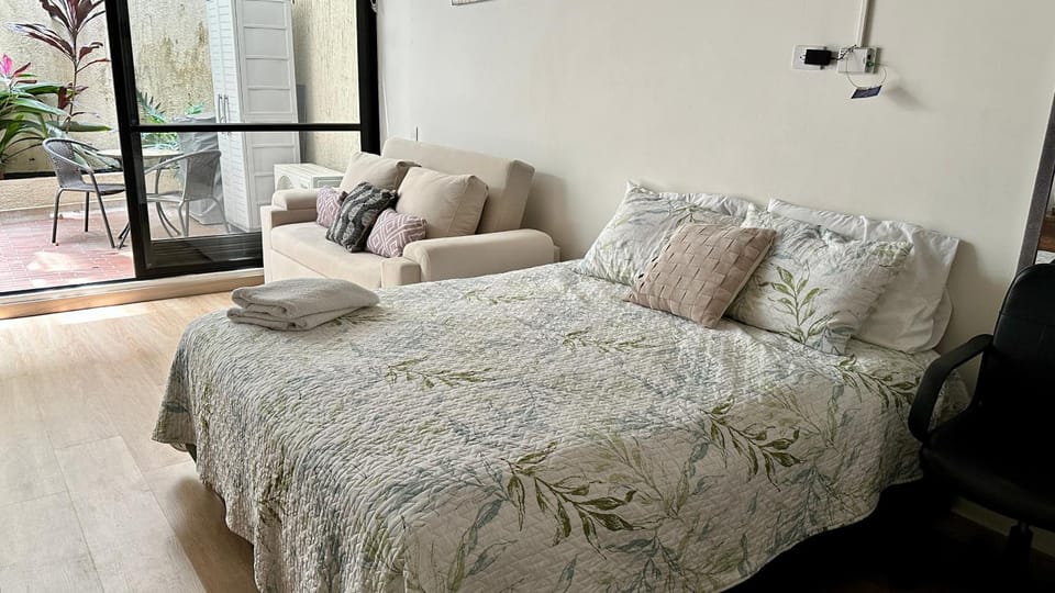 Loft Moderno AC- WiFi - Laureles Apartment in Medellin