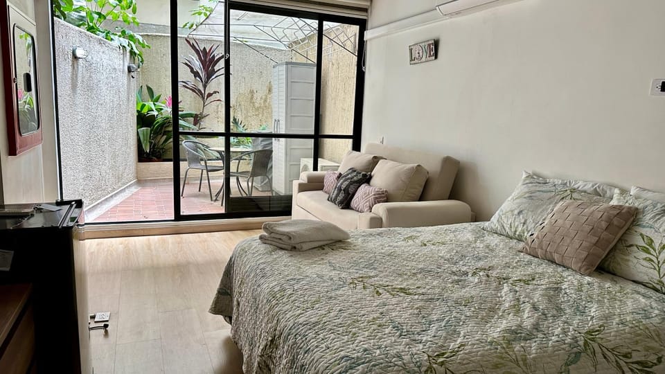 Loft Moderno AC- WiFi - Laureles Apartment in Medellin