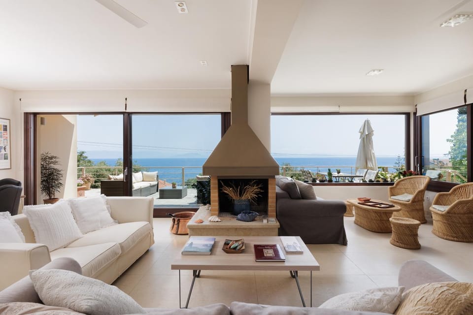 Living room, Sea view