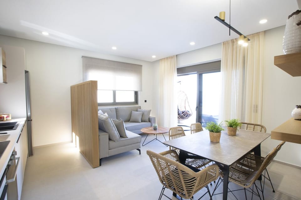 Living room, Seating area, Dining area, kitchen