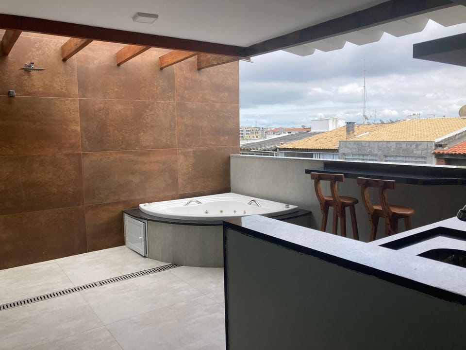 Hot Tub, Balcony/Terrace