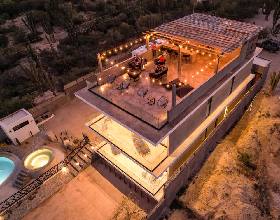 Property building, Bird's eye view, BBQ facilities, Living room, Seating area, Swimming pool