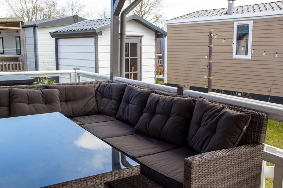 Zee&Zout, chalet 6 pers. bij Renesse en strand! Chalet in Noordwelle