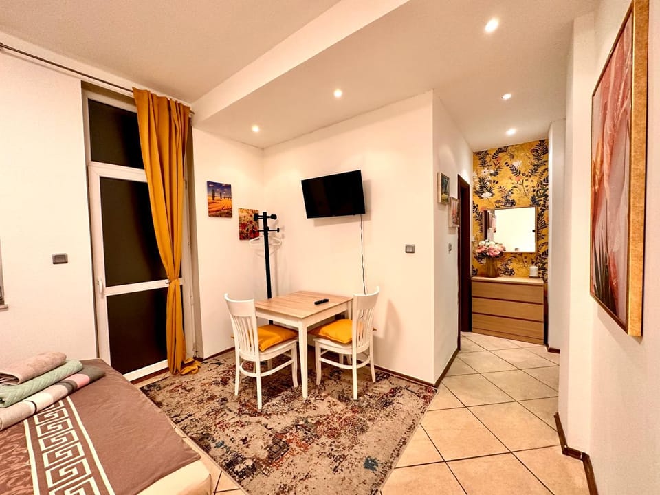 Private Studio Center Opera and Nevski Cathedral Apartment in Sofia