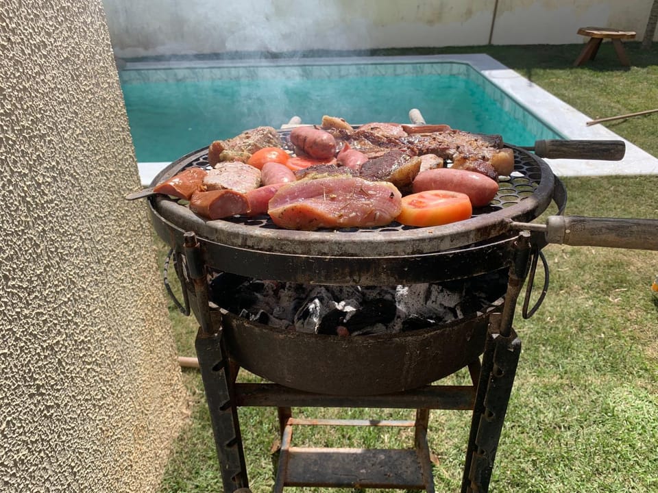 BBQ facilities, Food and drinks