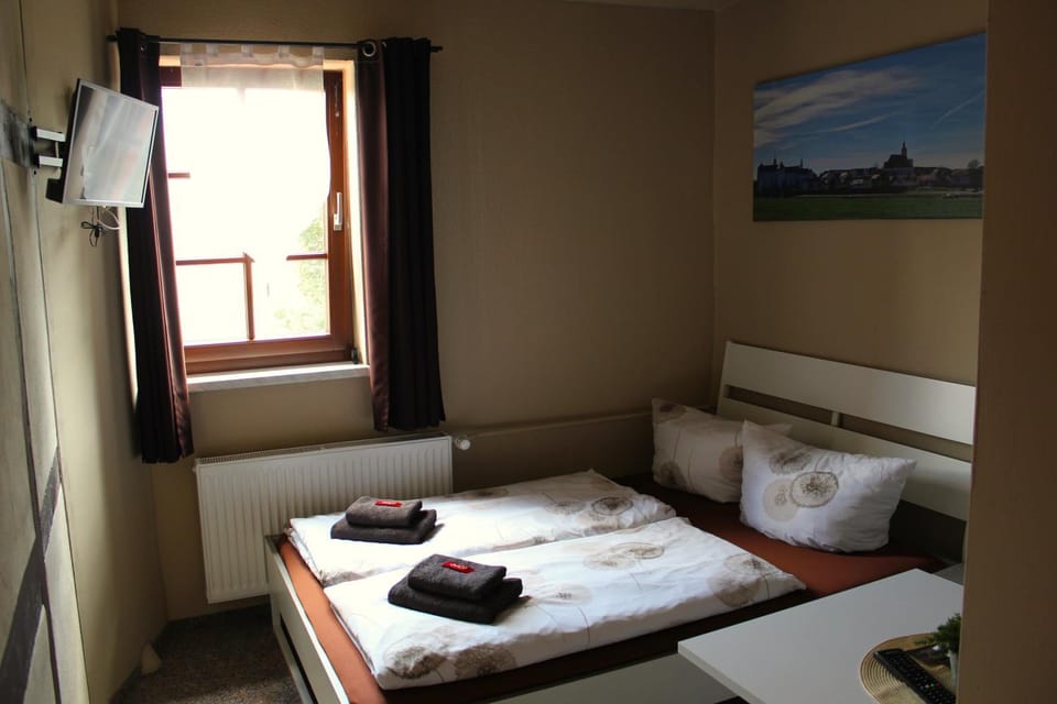 Pension Torgau Bed and Breakfast in Saxony