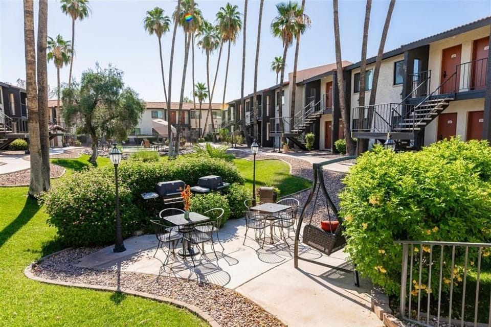 109 Fully Furnished 1BR Suite-Prime Location Apartment in Tempe