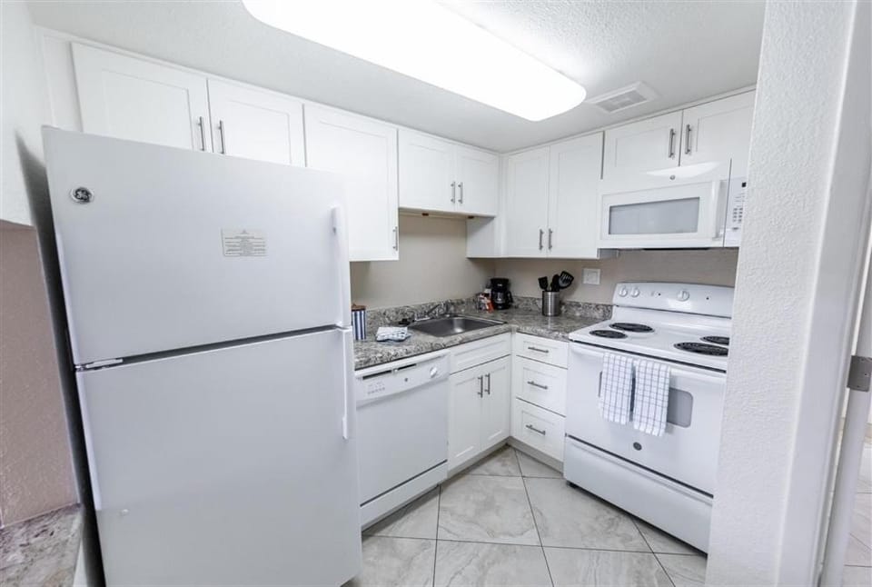 237- Fully Furnished, WiFi Included Apartment in Tempe