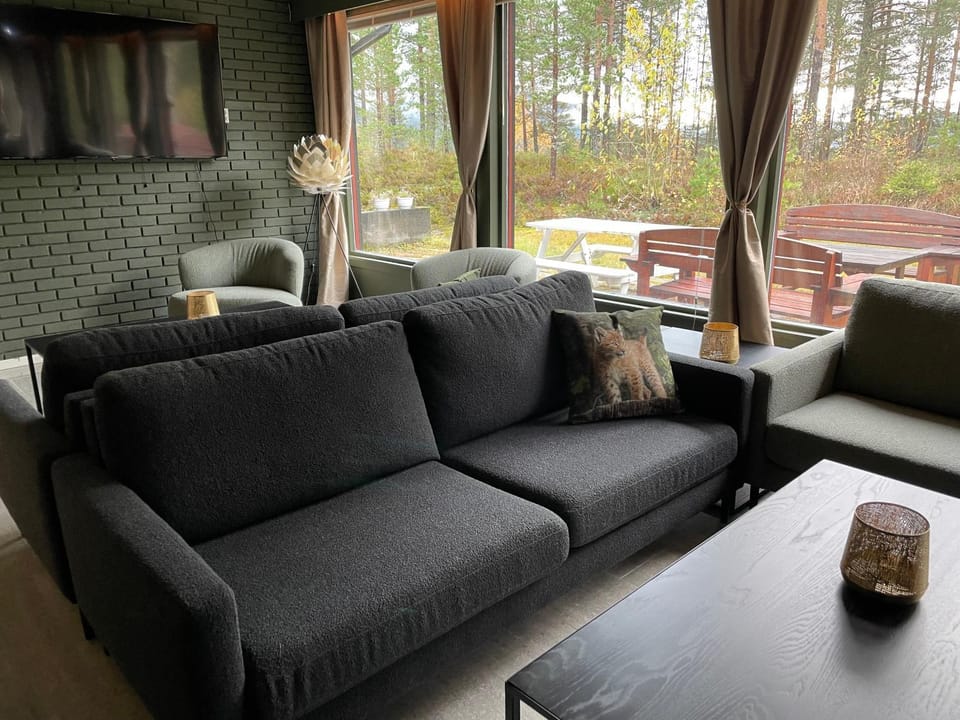Lobby or reception, fireplace