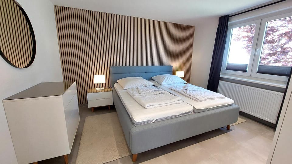 Bed, Bedroom, wardrobe
