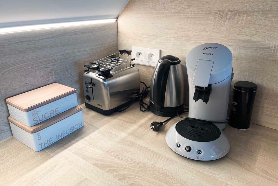 Coffee/tea facilities