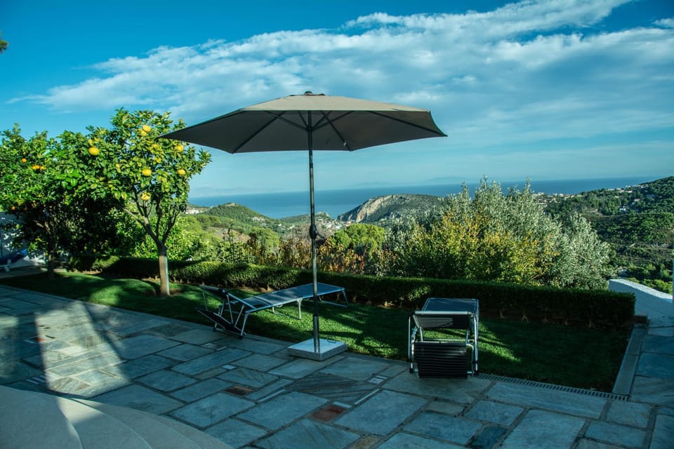 Patio, Day, Natural landscape, View (from property/room), Balcony/Terrace, Mountain view, Sea view, sunbed