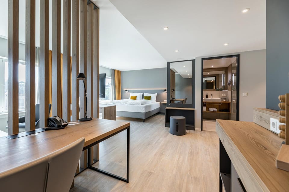 Bed, Living room, Photo of the whole room