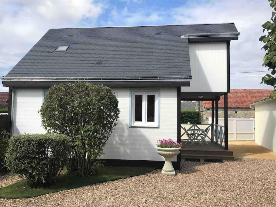 Gîte chalet-piscine "Belle-Etoile" Touraine Anjou House in Centre-Val de Loire