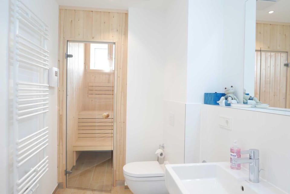 Sauna, Bathroom