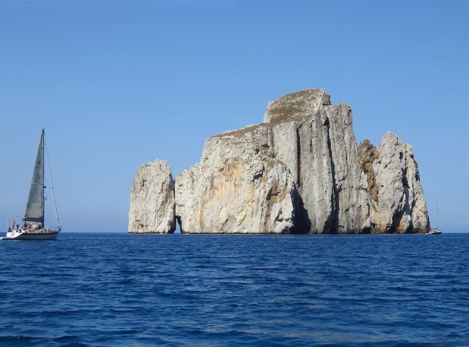 Nearby landmark, Natural landscape, Hiking