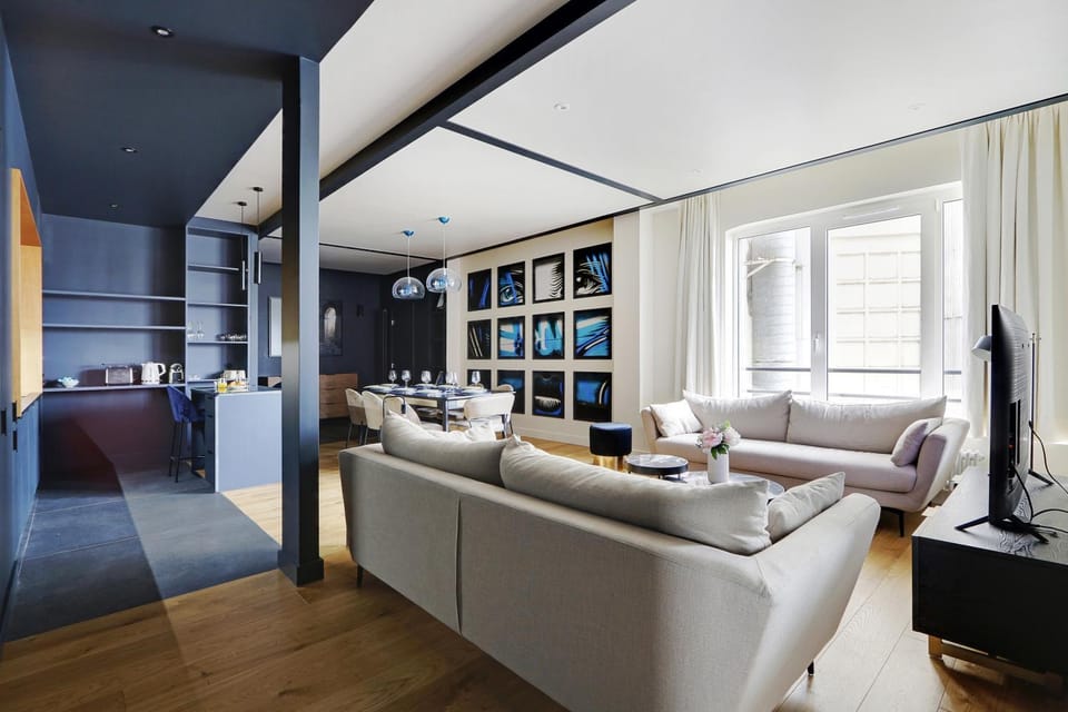 Living room, Seating area