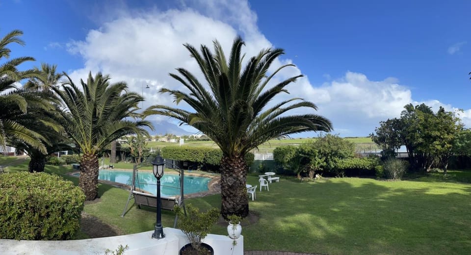 Garden view, Pool view, Swimming pool