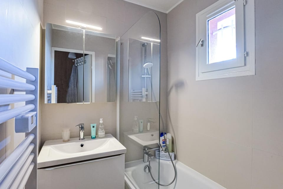 Bathroom, Other