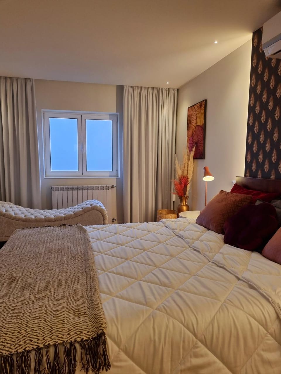 TV and multimedia, towels, VIP, air conditioner
