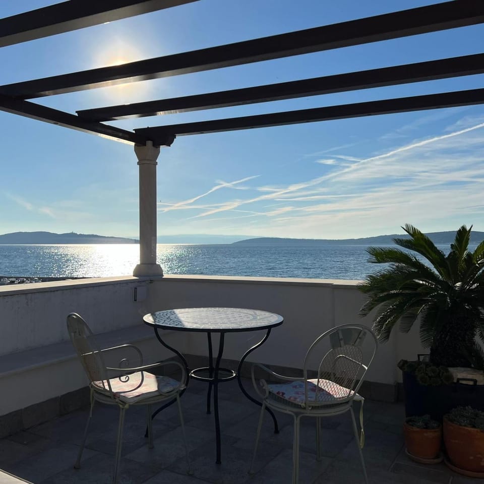 Natural landscape, View (from property/room), Balcony/Terrace, Sea view