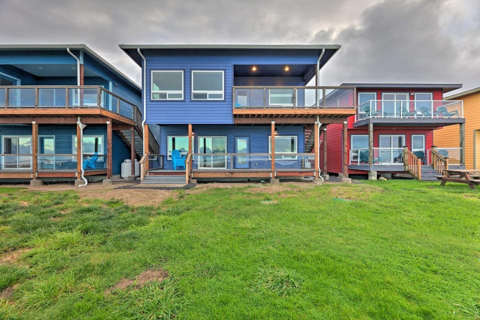 Sanderling Sea Cottages, Unit 6 w/ Beach Access! House in Oregon