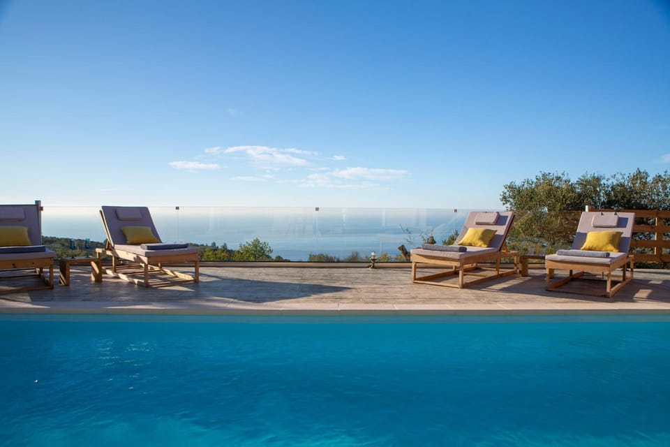 Pool view, Sea view, Swimming pool
