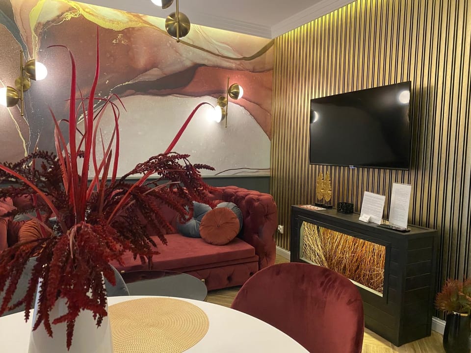 Family & Business Sauna Apartments No15 Leśny nad Zalewem Cedzyna Unikat - 3 Bedroom with Private Sauna, Bath with Hydromassage, Terrace, Garage, Catering Options Apartment in Poland