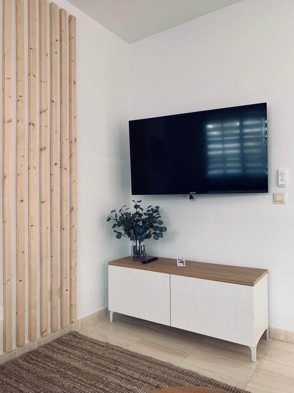 Communal lounge/ TV room, TV and multimedia