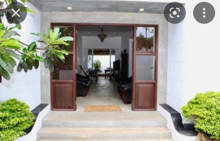 Blooming polhena Bed and Breakfast in Southern Province