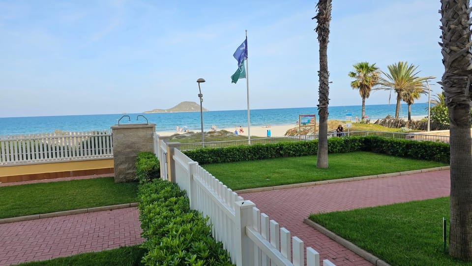 Garden, Beach