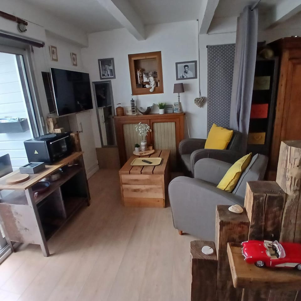 Appartement dans gîte vue mer et campagne Apartment in Finistere
