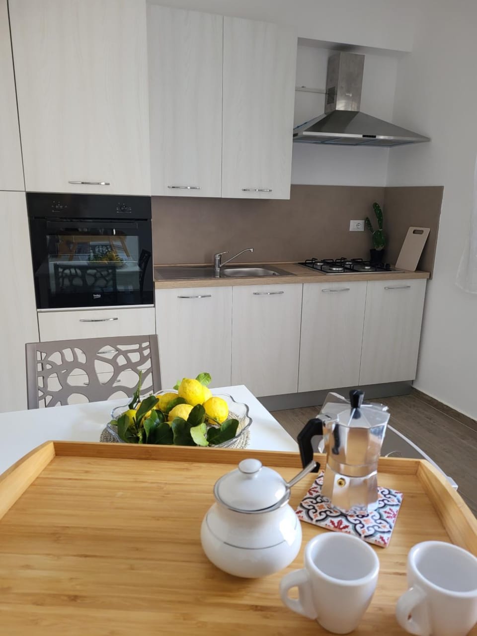 Dining area, Communal kitchen