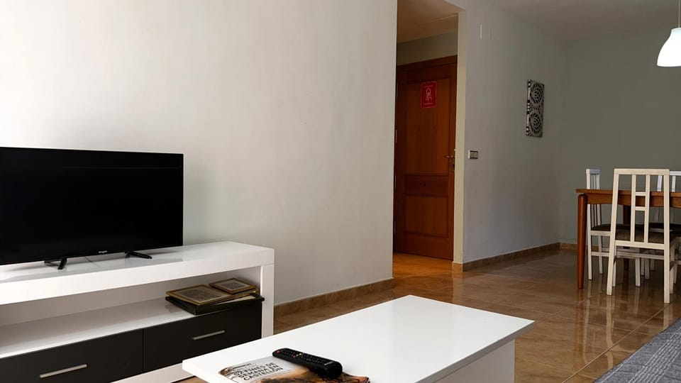 Communal lounge/ TV room, Living room