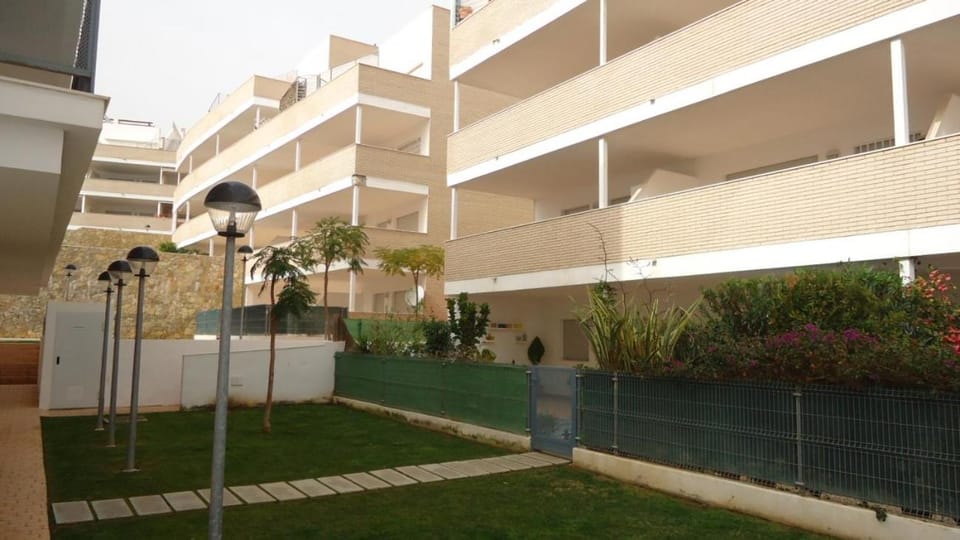 Property building, Facade/entrance, Off site