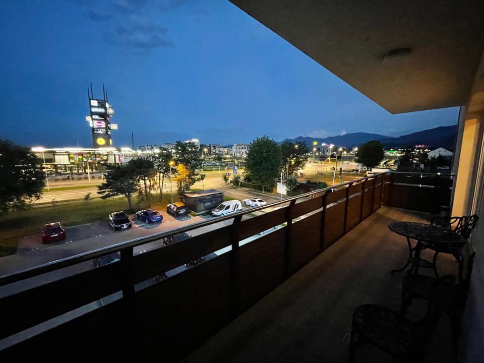 Night, View (from property/room), Balcony/Terrace