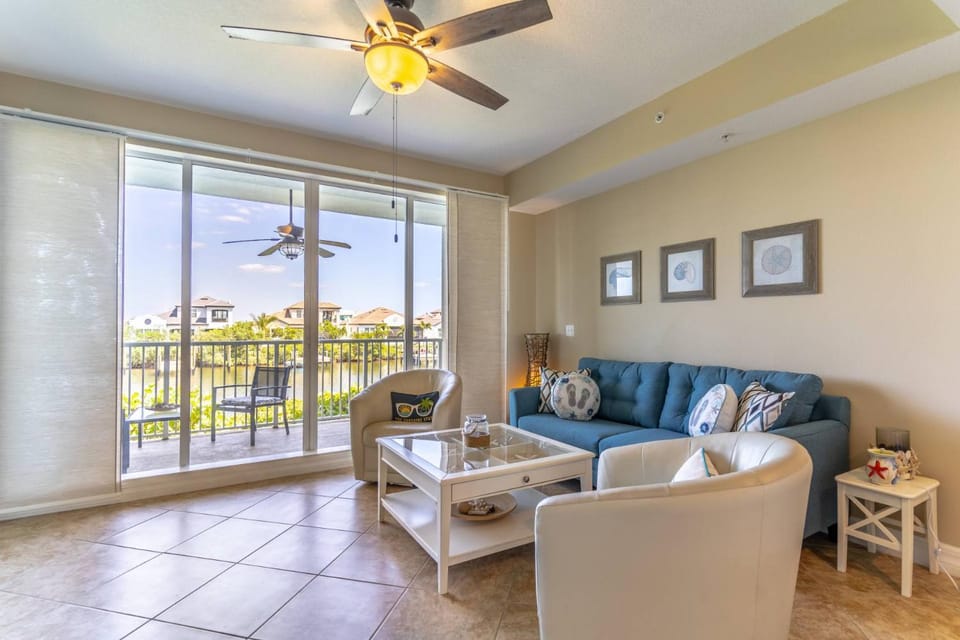 577 Little Harbor House in Ruskin