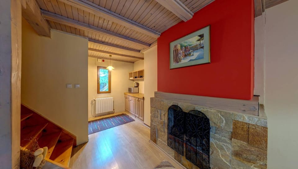 Communal lounge/ TV room, TV and multimedia, Living room, Seating area, fireplace