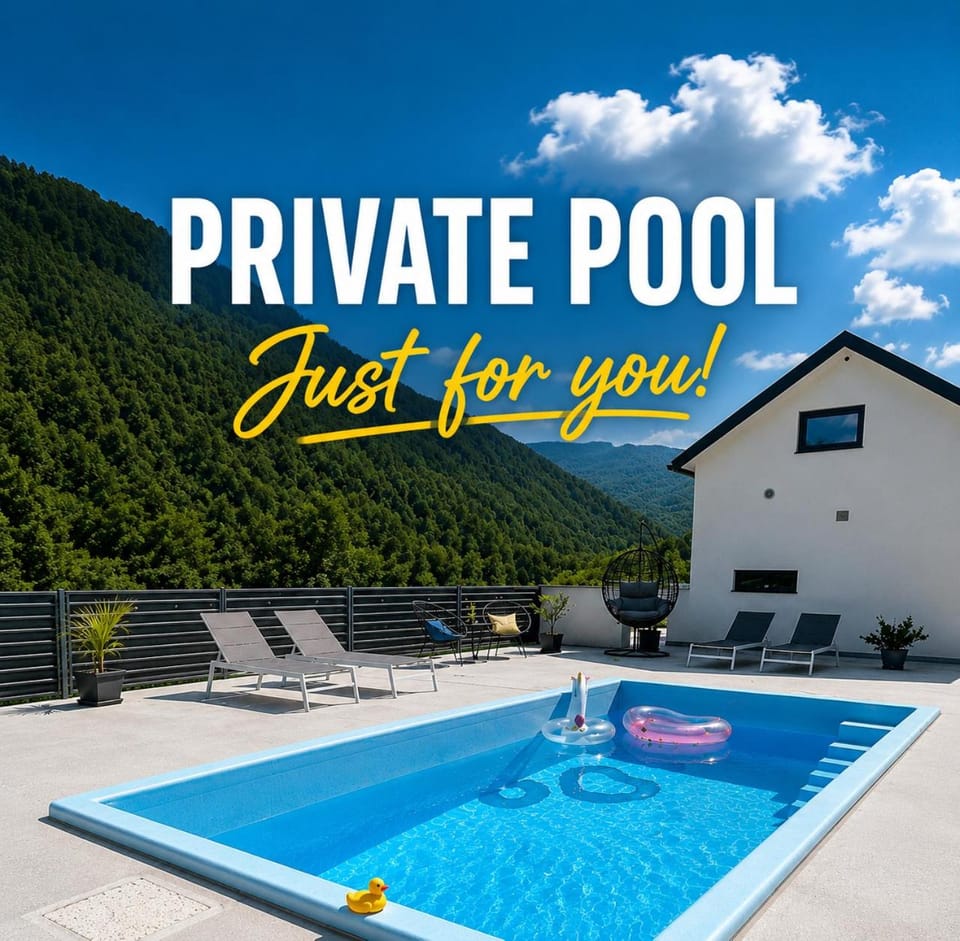 View (from property/room), Swimming pool, sunbed